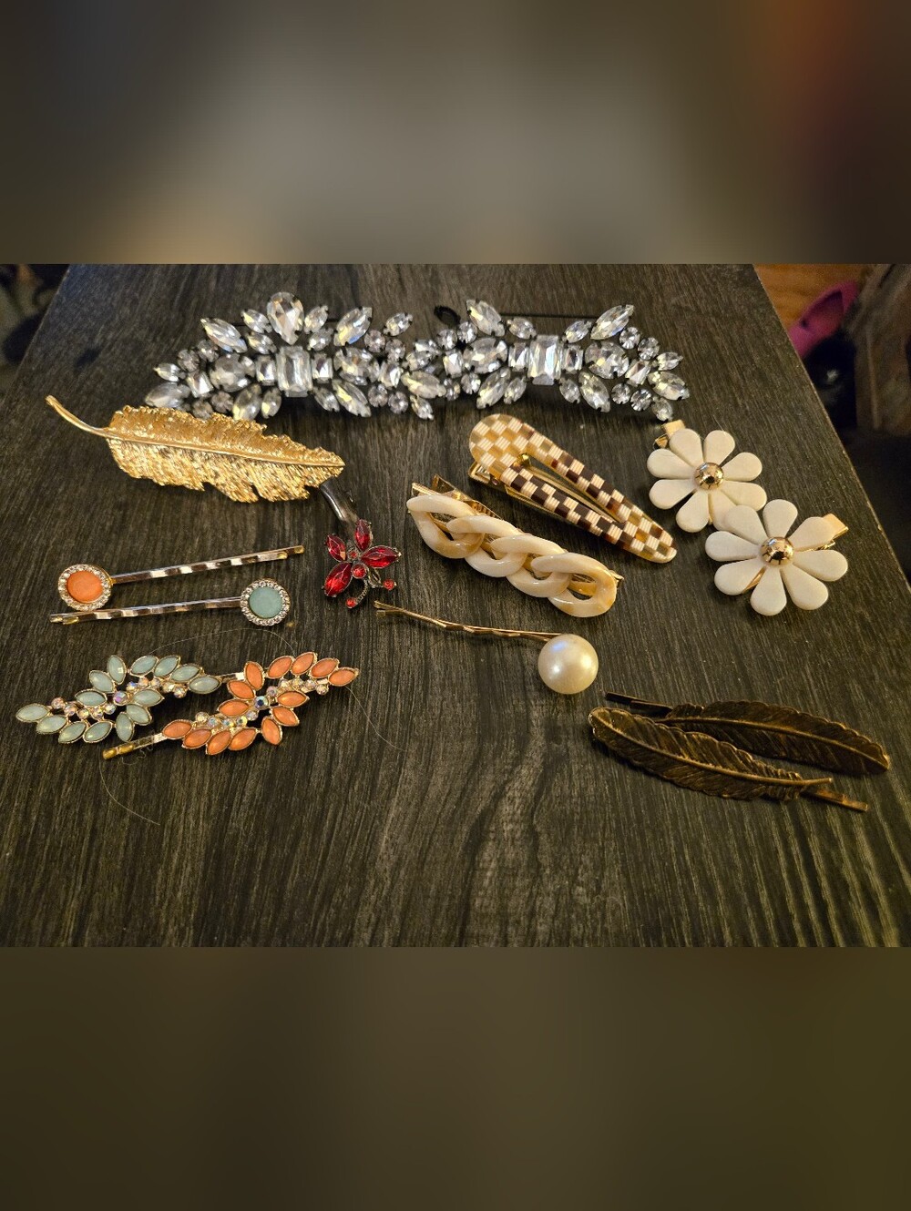 Mixed Decorative Hair Clips and Barrettes - Gold, White, Pearl, Coral, Mint